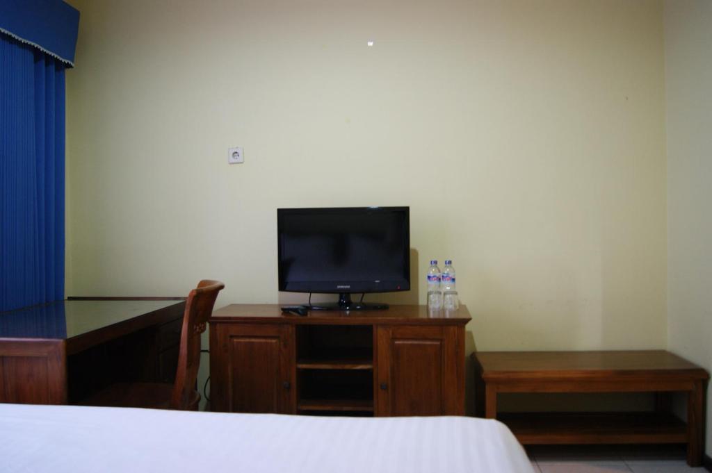 Grand Sumatera Hotel Сурабая Номер фото